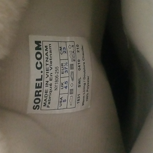 Sorel Snow Boots New without tags - Picture 5 of 7